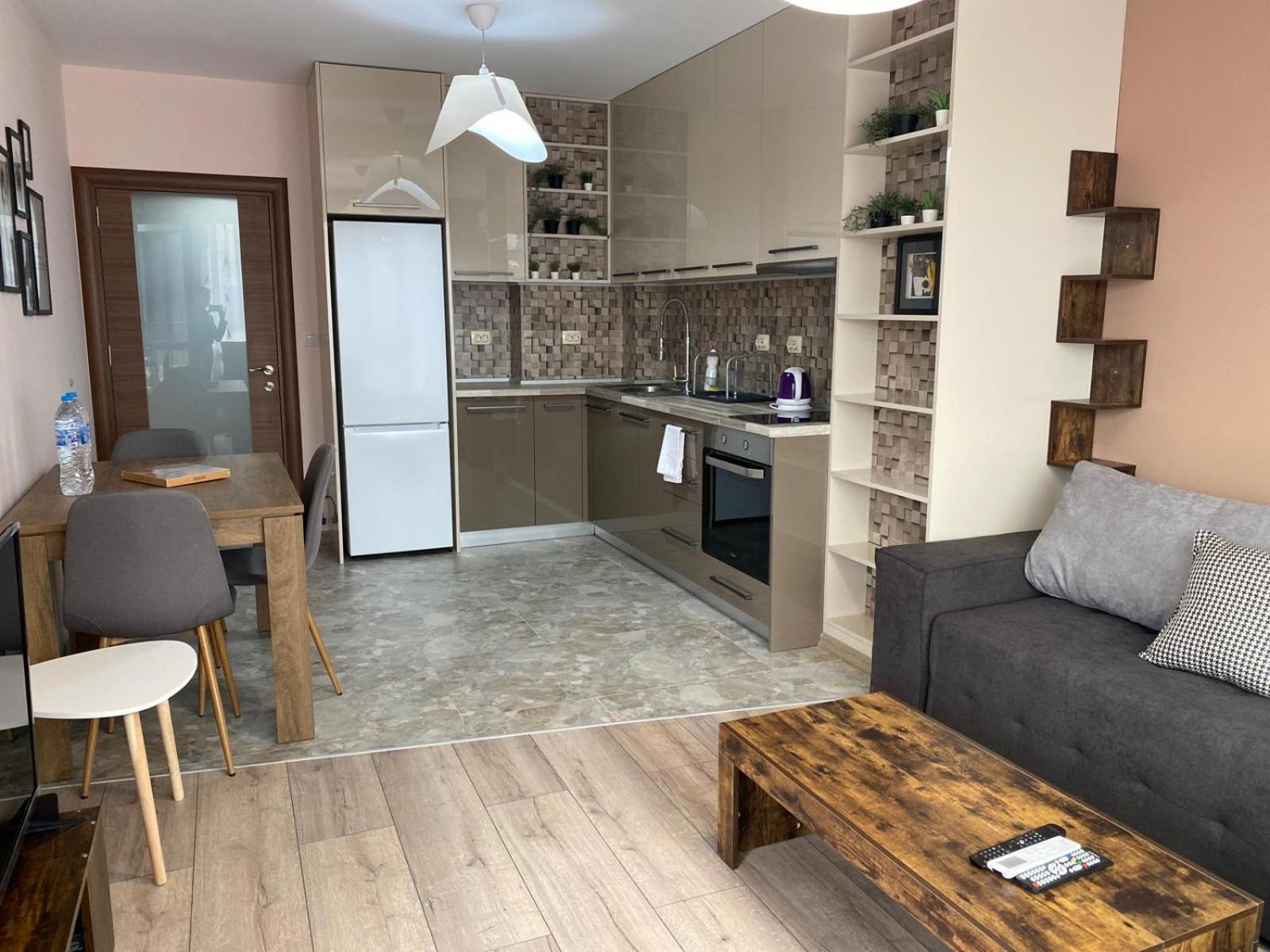 Stylish Apartment Near City Center Plovdiv Exterior photo