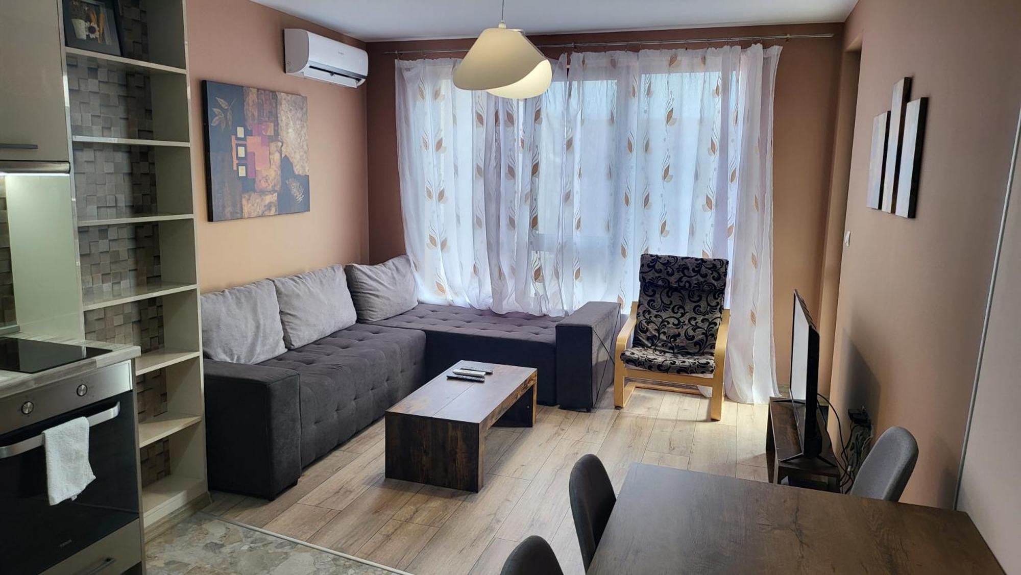 Stylish Apartment Near City Center Plovdiv Exterior photo