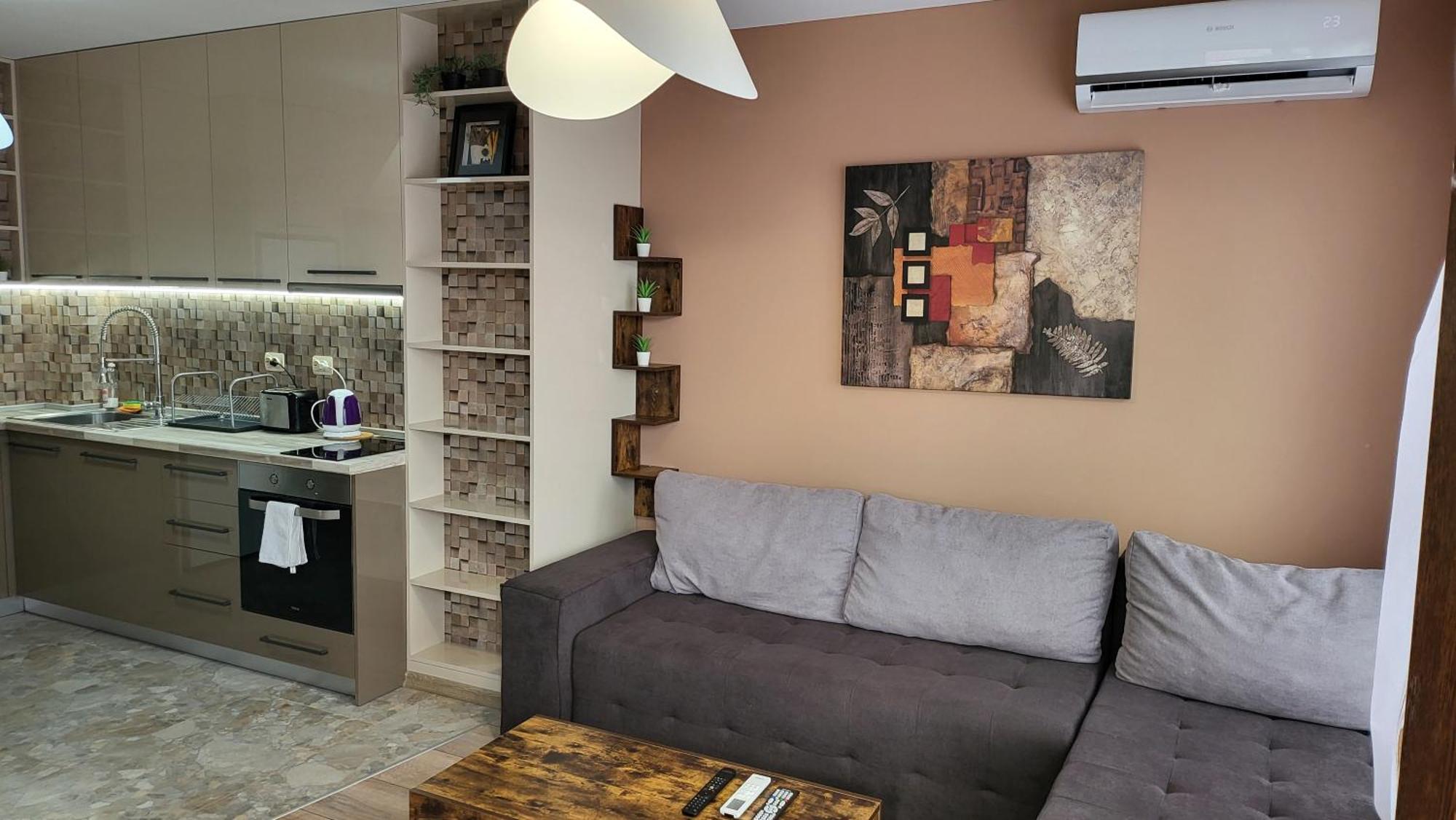 Stylish Apartment Near City Center Plovdiv Exterior photo